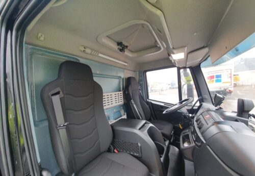 IVECO EUROCARGO 75E210 4X2 FOURGON – Image 20