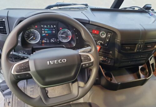 IVECO X-WAY 480 8X4 BENNE – Image 20