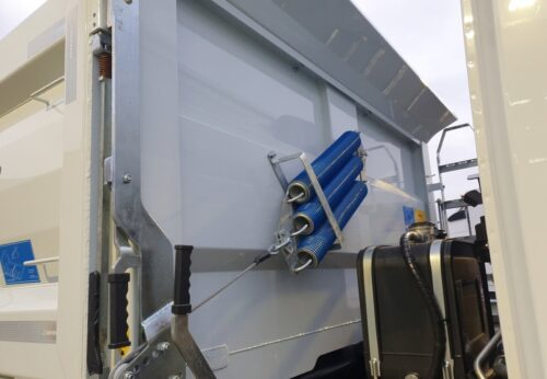 IVECO X-WAY 480 8X4 BENNE – Image 9