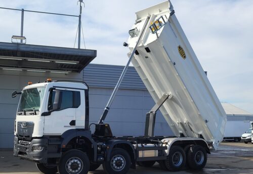 MAN TGS 41.480 8X6 BENNE