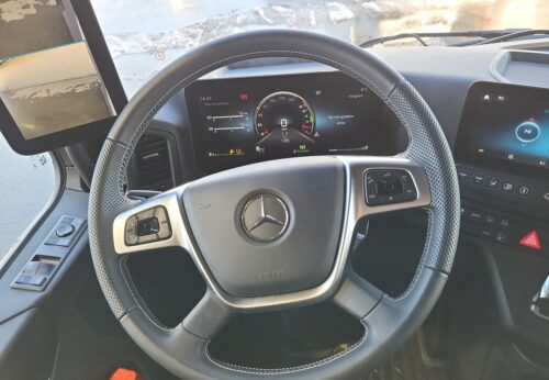 MERCEDES ACTROS 1845 4X2 – Image 11