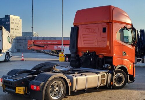 IVECO S-WAY 570 4X2 MEGA TRACTEUR – Image 4